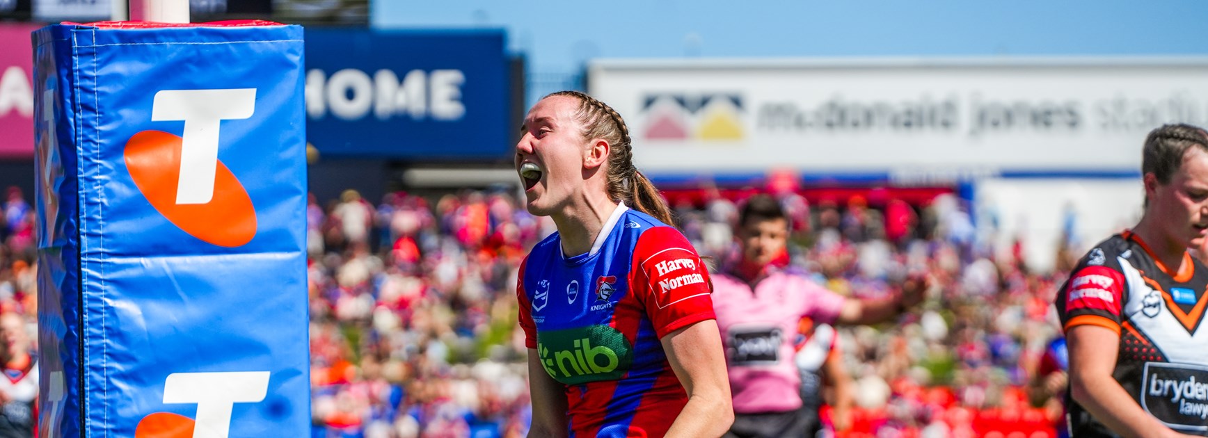 Upton named NRLW Player of the Year for second successive season